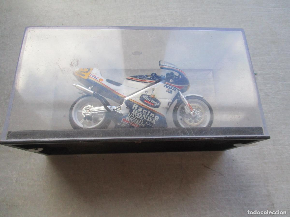 Motos a escala: HONDA NSR500 WAYNE GARDNER 1987 - Foto 4