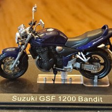 Motos a escala: MOTO SUZUKI GSF 1200 BANDIT NUEVA BLÍSTER ORIGINAL