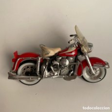 Motos a escala: MOTO HARLEY DAVIDSON DUO-GLIDE 1962 MAISTO