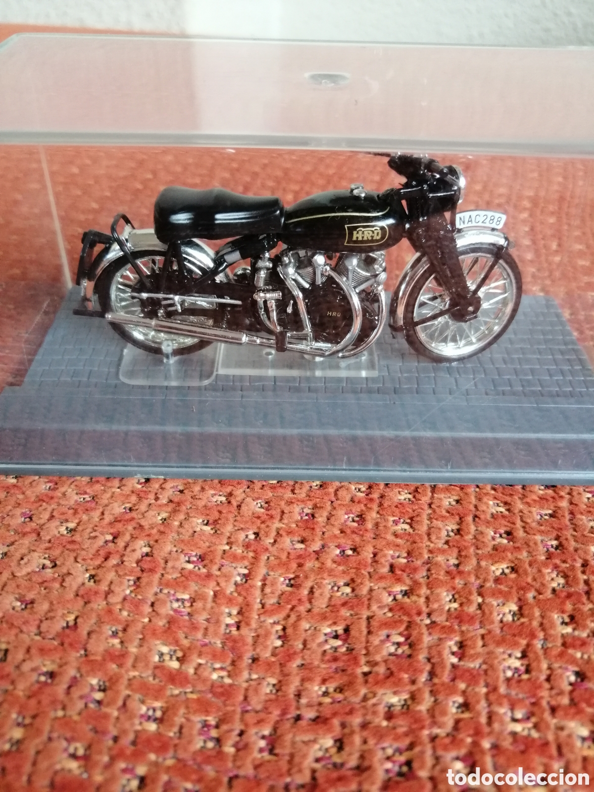 Motos a escala: VINCENT HRD BLACK SHADOW - 1954 - Foto 2