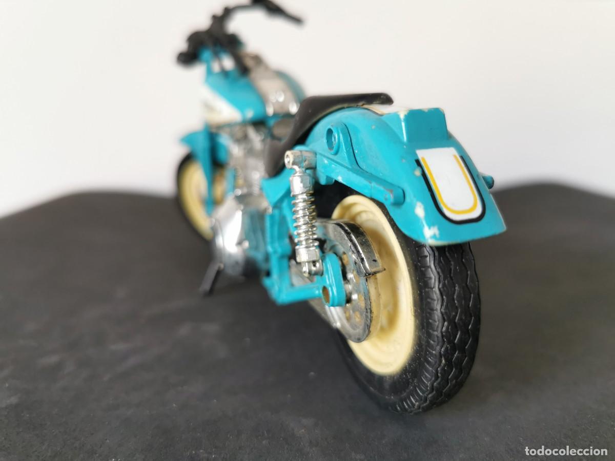 Motos a escala: Newray Flying Star 1995 1/18 - Foto 3