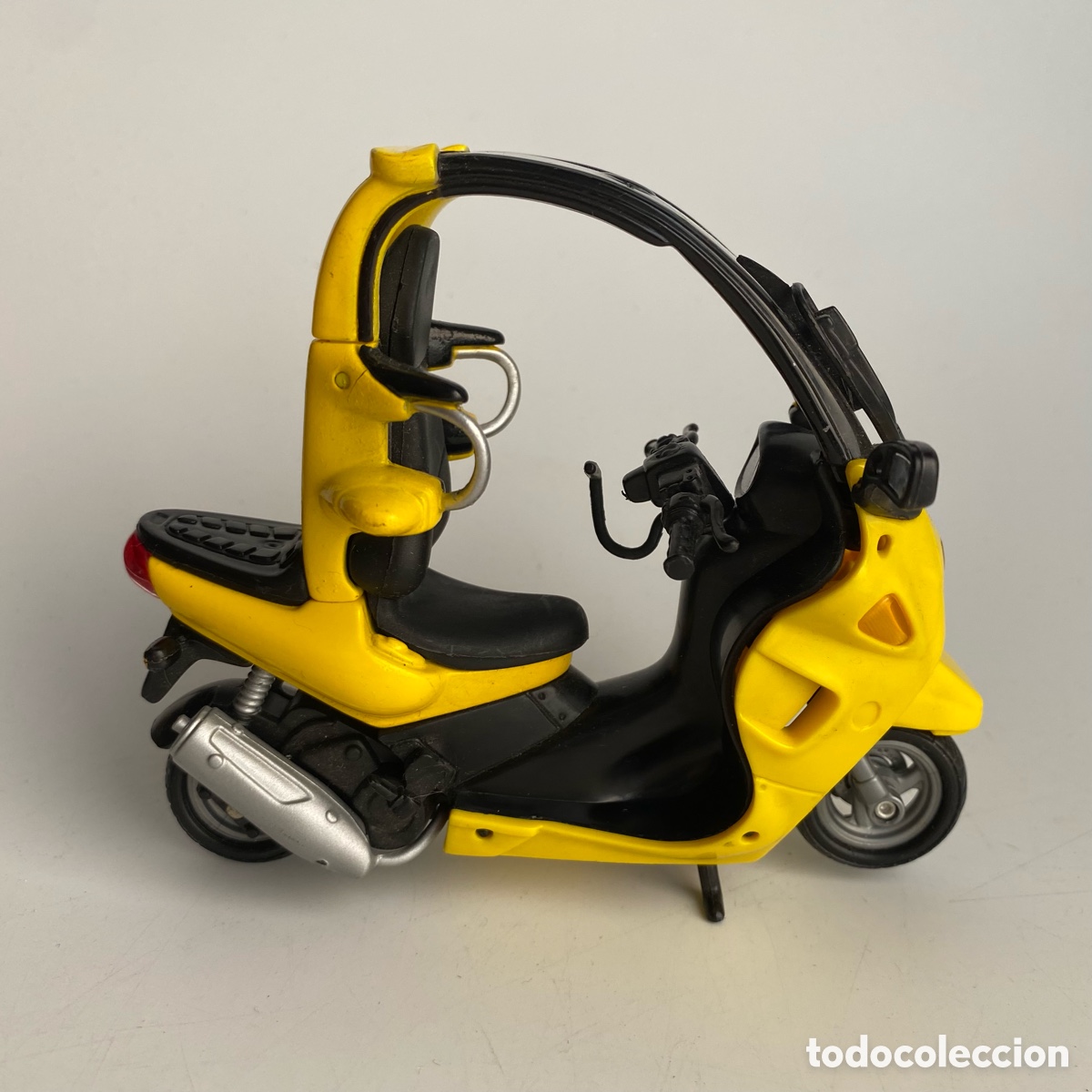 Motos a escala: Moto C1 BMW amarilla - Foto 1