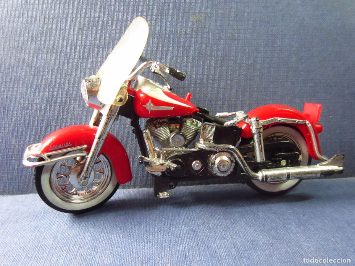 Motos a escala: Harley-Davidson FLHT Electra Glide Standard 1998 (Maisto) - Foto 1