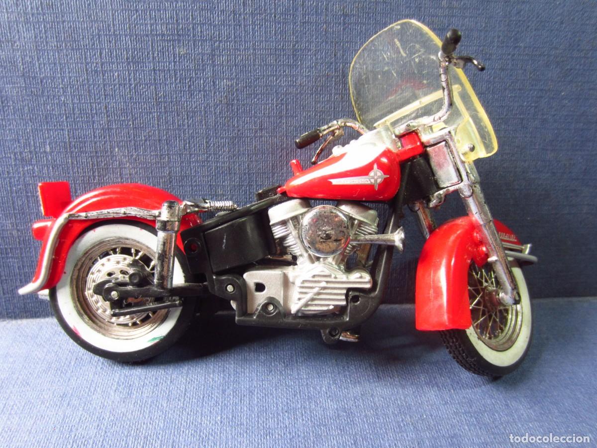 Motos a escala: Harley-Davidson FLHT Electra Glide Standard 1998 (Maisto) - Foto 7