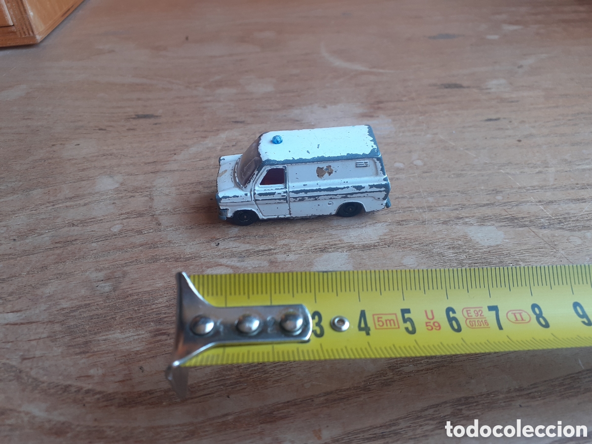 Motos a escala: Efsi ford transit ambulance vehicle - Foto 4