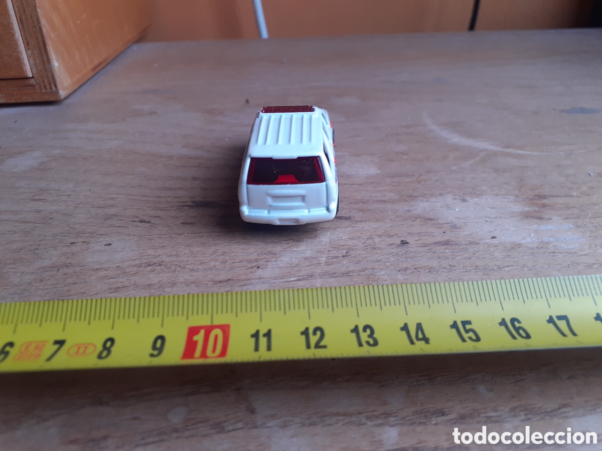 Motos a escala: Hot wheels chevy tahoe vehicle - Foto 3