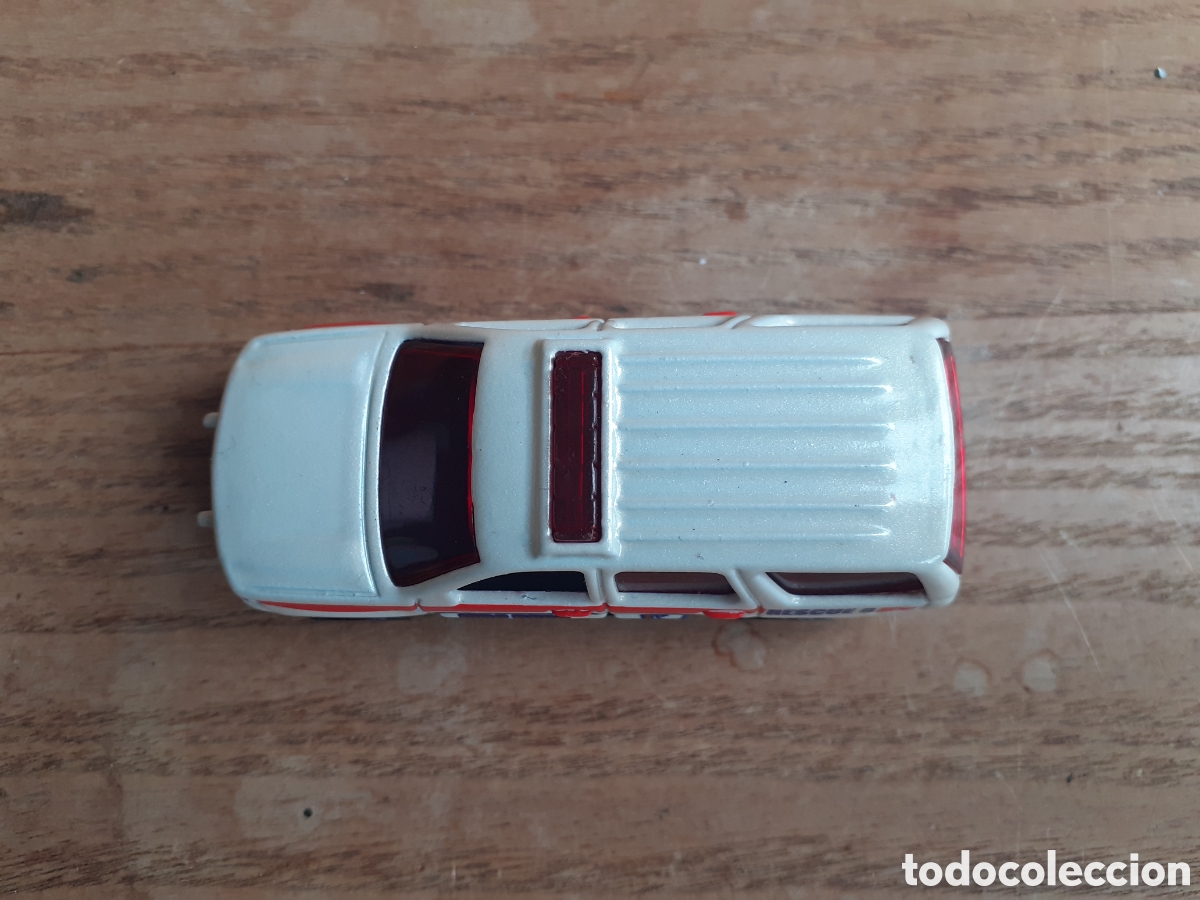 Motos a escala: Hot wheels chevy tahoe vehicle - Foto 6