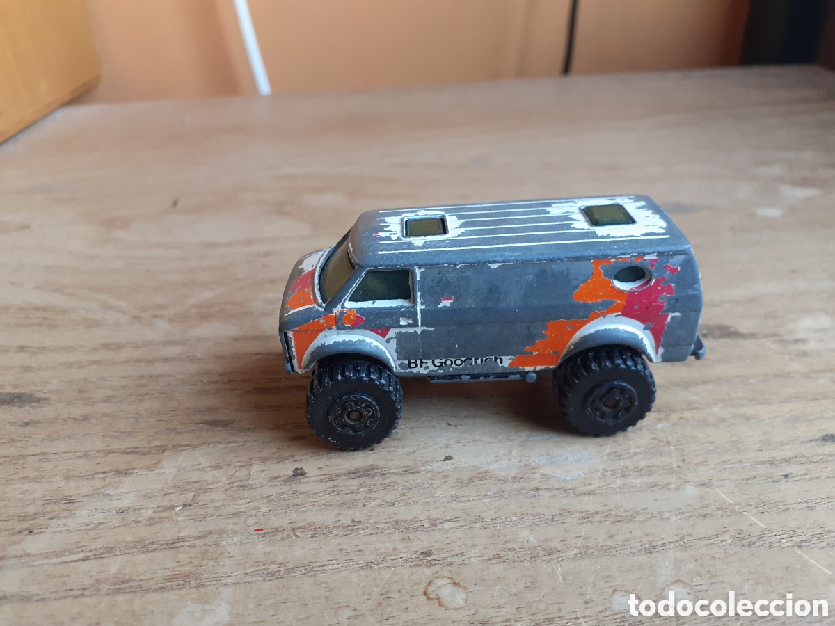 Motos a escala: Matchbox chevy van 4 x 4 vehicle - Foto 4