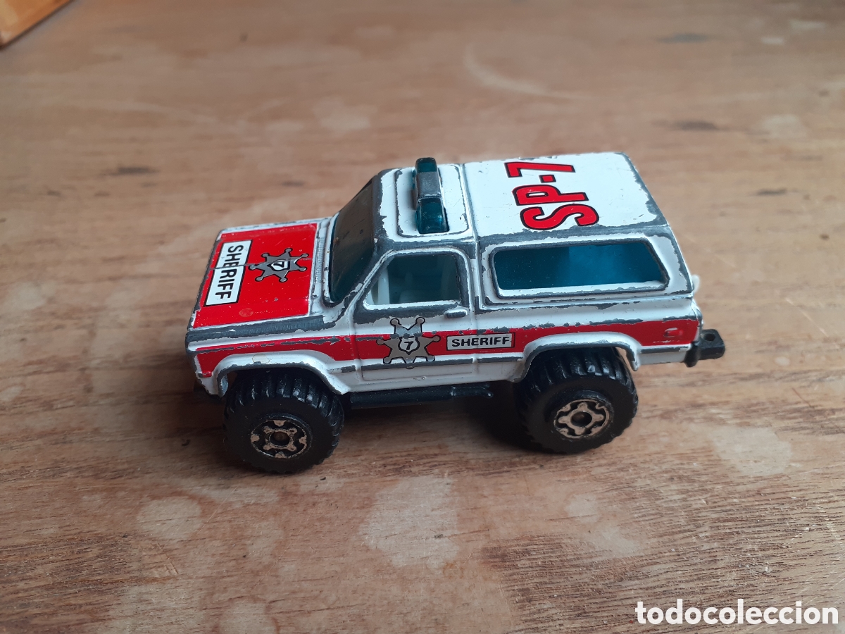 Motos a escala: Matchbox chevy 4 x 4 sheriff vehicle - Foto 3