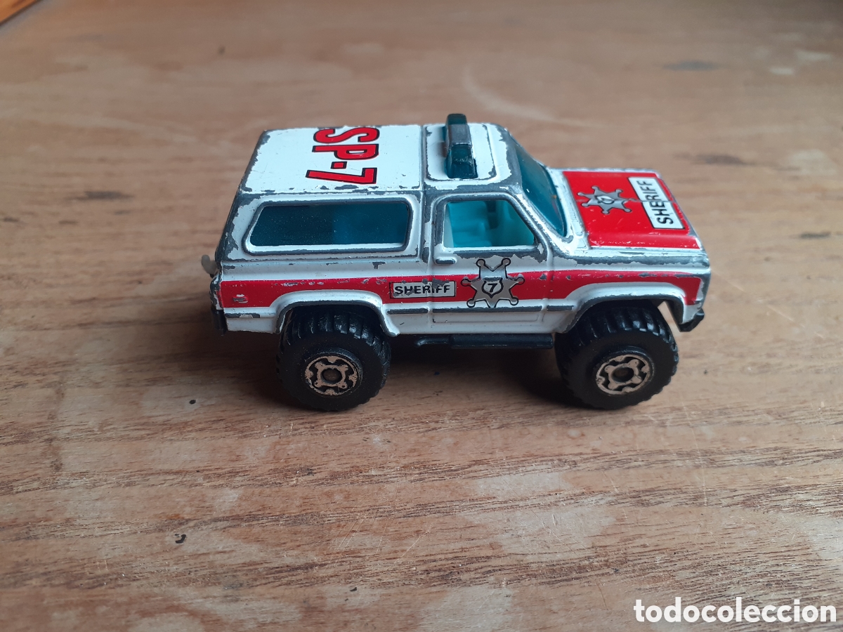 Motos a escala: Matchbox chevy 4 x 4 sheriff vehicle - Foto 1