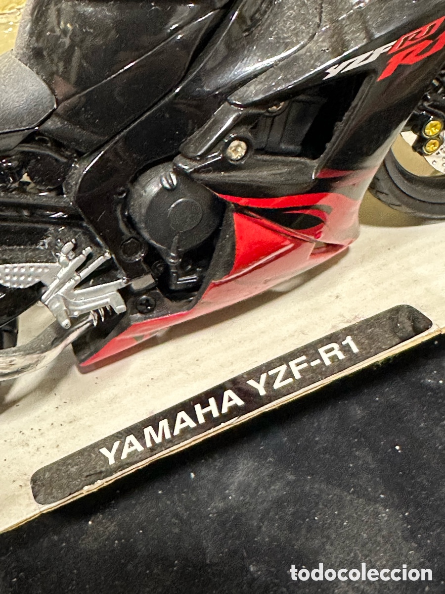 Motos a escala: Moto Yamaha a escala - Foto 3