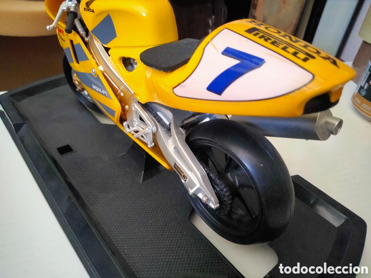 Motos a escala: Guiloy ref.13607 Honda CBR 600 SF - Foto 6