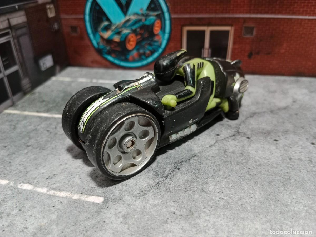 Motos a escala: Pull-Dog Hot Wheels 2004 Thunder Cycles Mattel 9cm - Foto 1