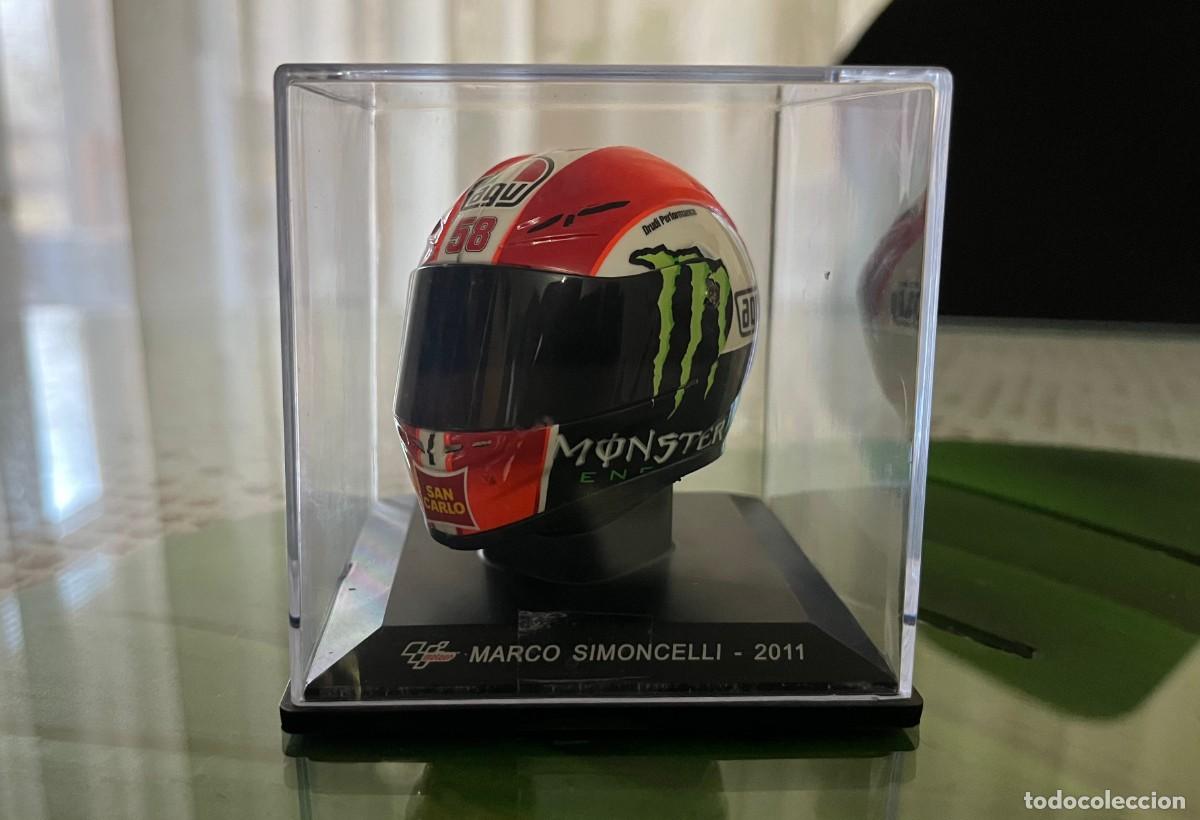 Motos a escala: Casco Marco Simoncelli - 2011 - 1:5 - Foto 1