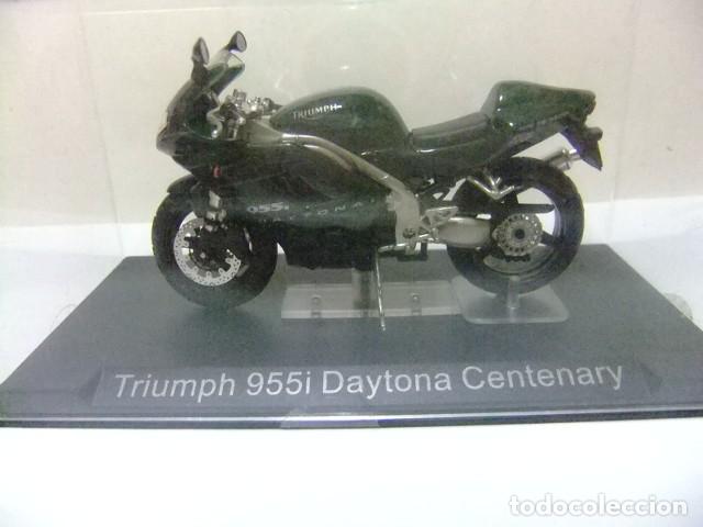 Motos a escala: MOTO TRIUMPH 955i DAYTONA CENTENARY - Foto 2