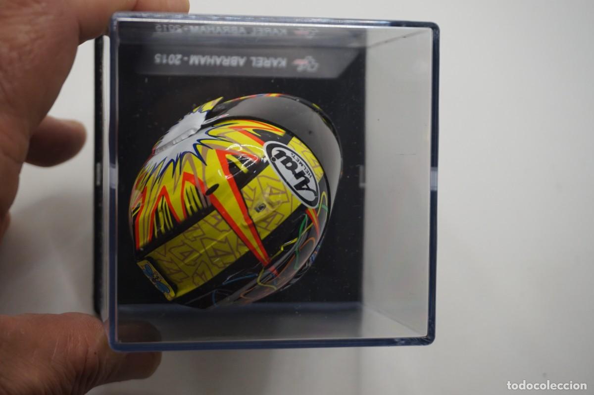 Motos a escala: B4/ CASCO MOTO 1:5 ALTAYA - KAREL ABRAHAM - 2015 - Foto 6