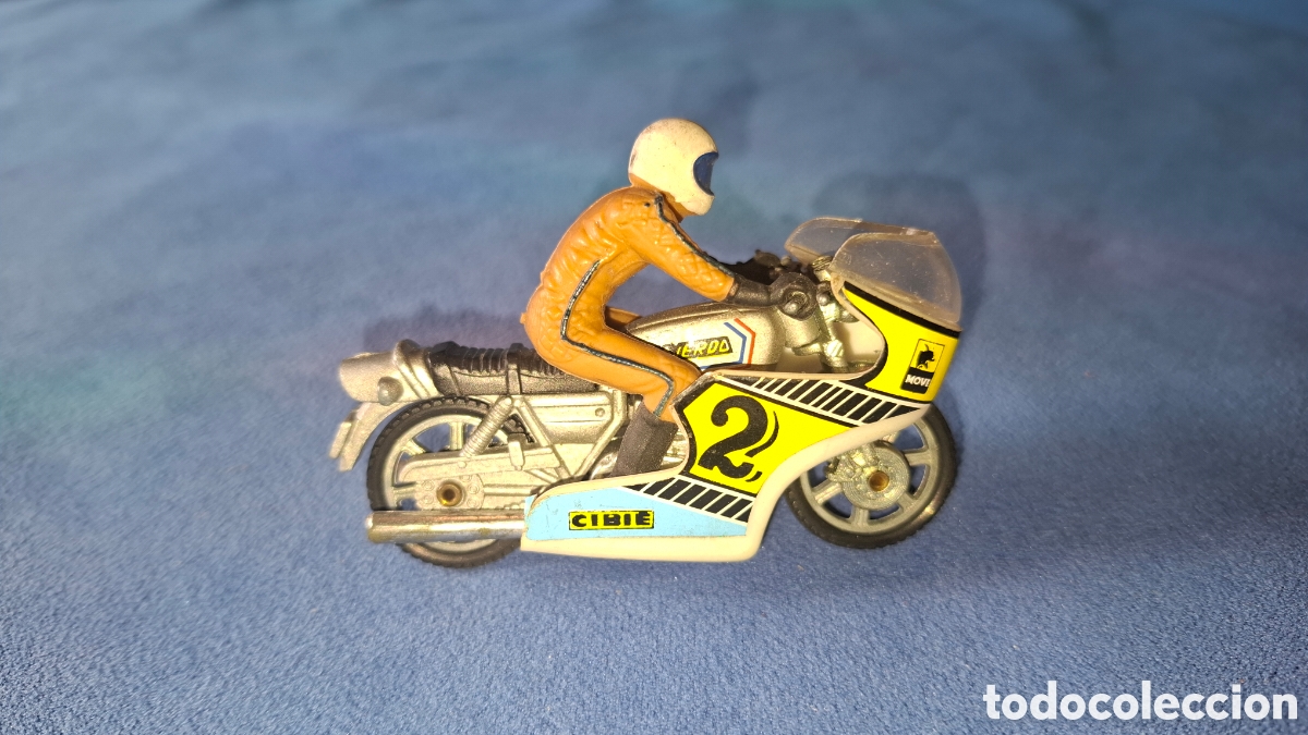 Motos a escala: MOTOCICLETA A ESCALA - DUNLOP 2 - Foto 1