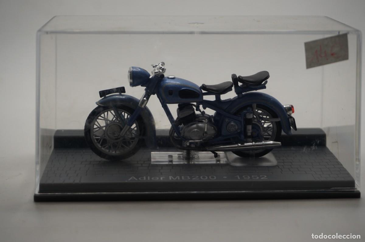 Motos a escala: B2/ MOTO 1:24 - ADLER MB200 - 1952 - Foto 1