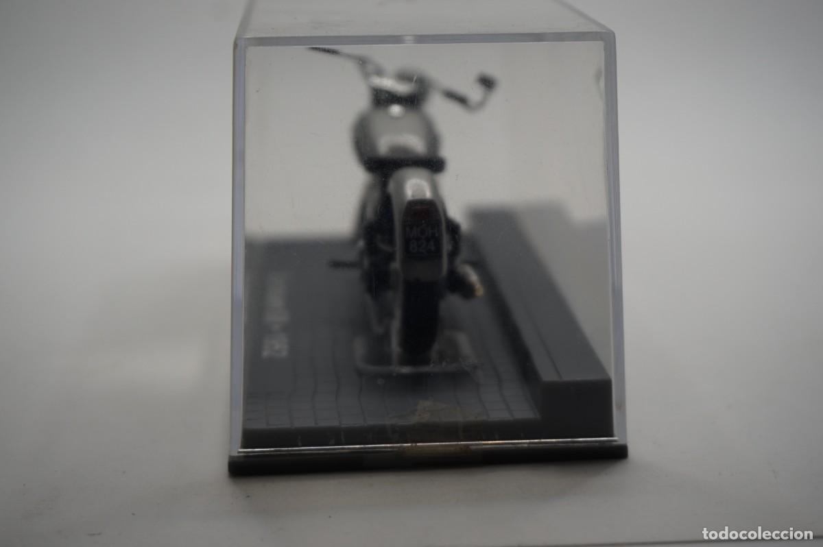 Motos a escala: B2/ MOTO 1:24 - SUNBEAM S8 - 1952 - Foto 6