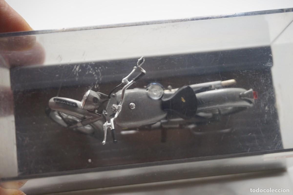 Motos a escala: B2/ MOTO 1:24 - SUNBEAM S8 - 1952 - Foto 7