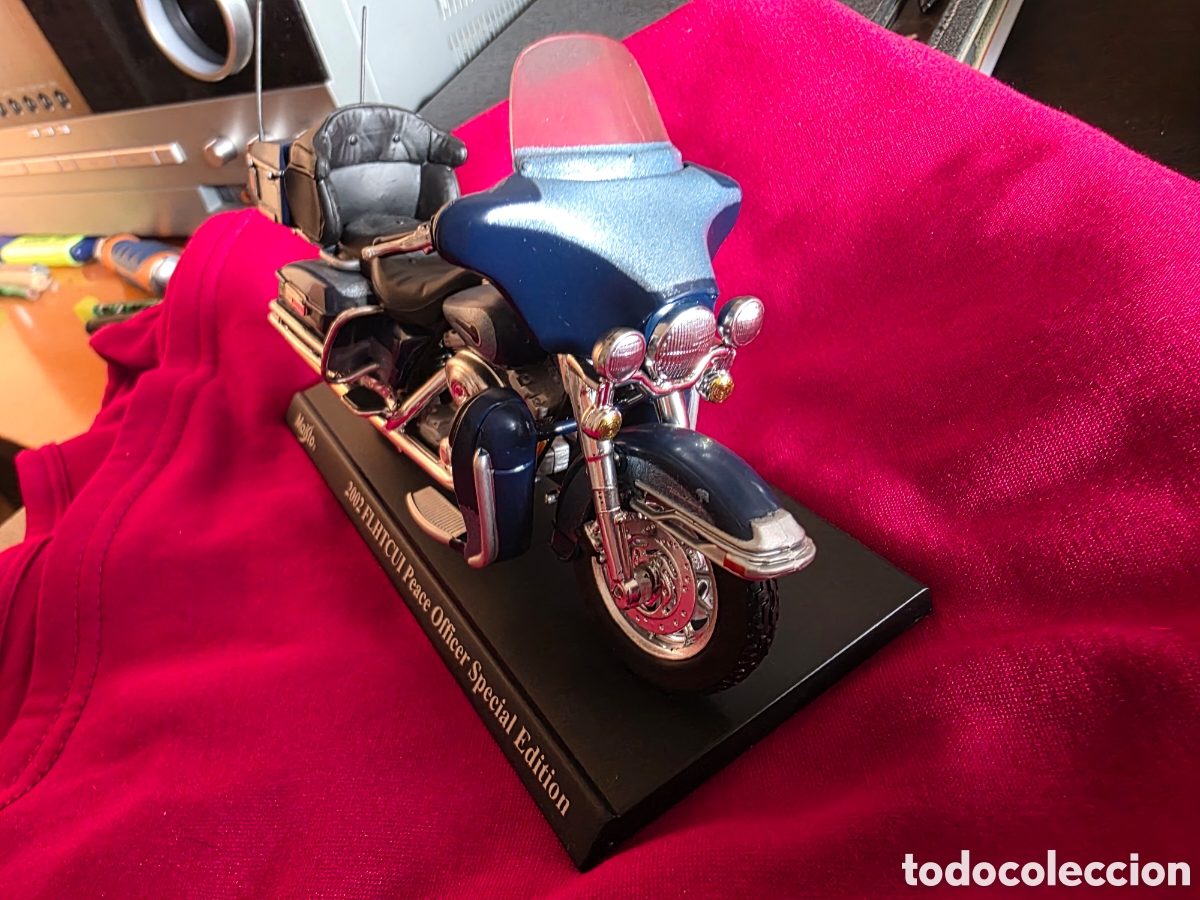 Motos a escala: HARLEY FLHTCUI 2002 SPECIAL - Foto 3