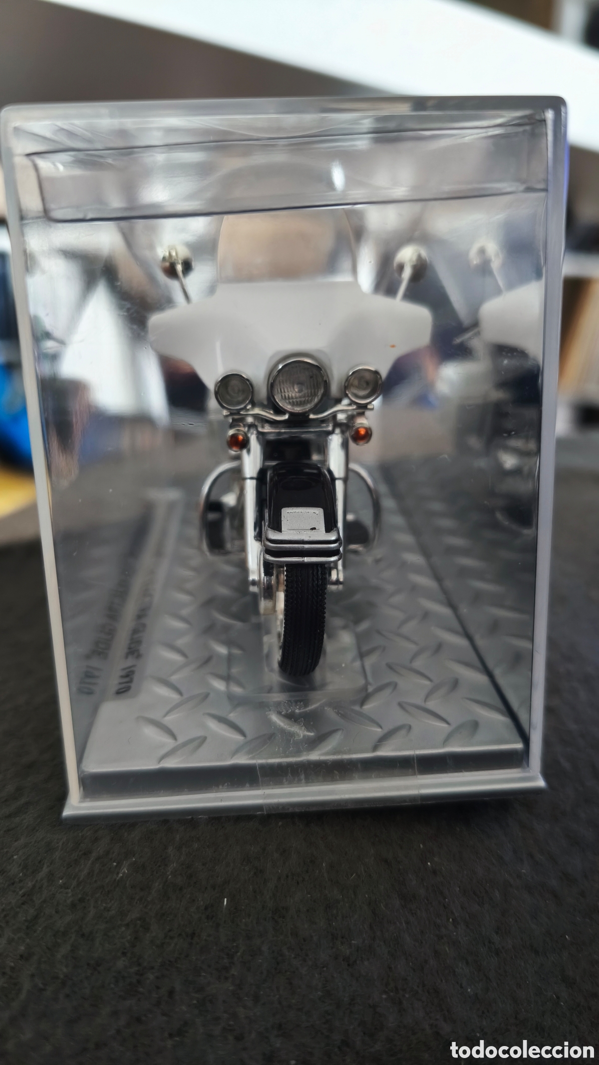 Motos a escala: Harley-Davidson FLH Electra Glide de 1970 - Foto 3