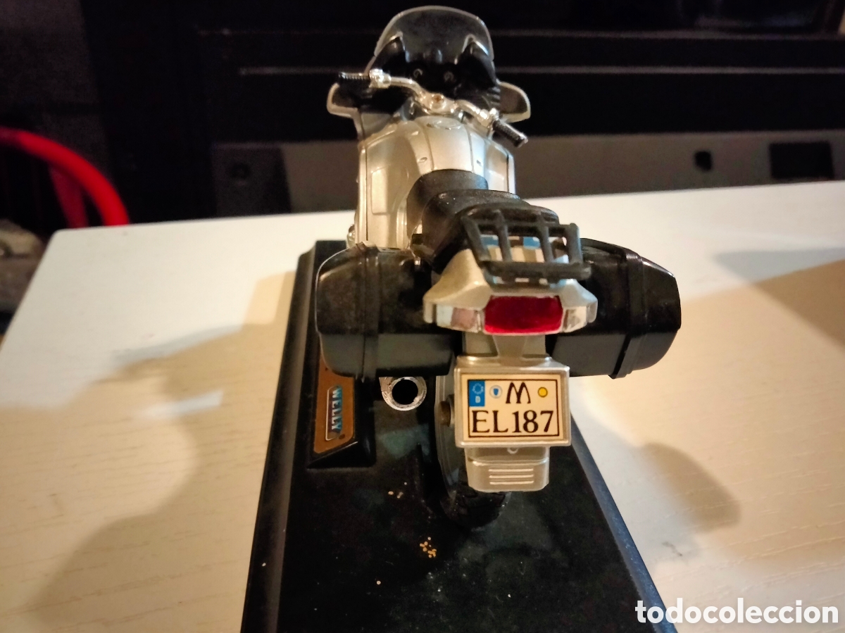 Motos a escala: Welly 1/18 BMW R1100RT - Foto 4