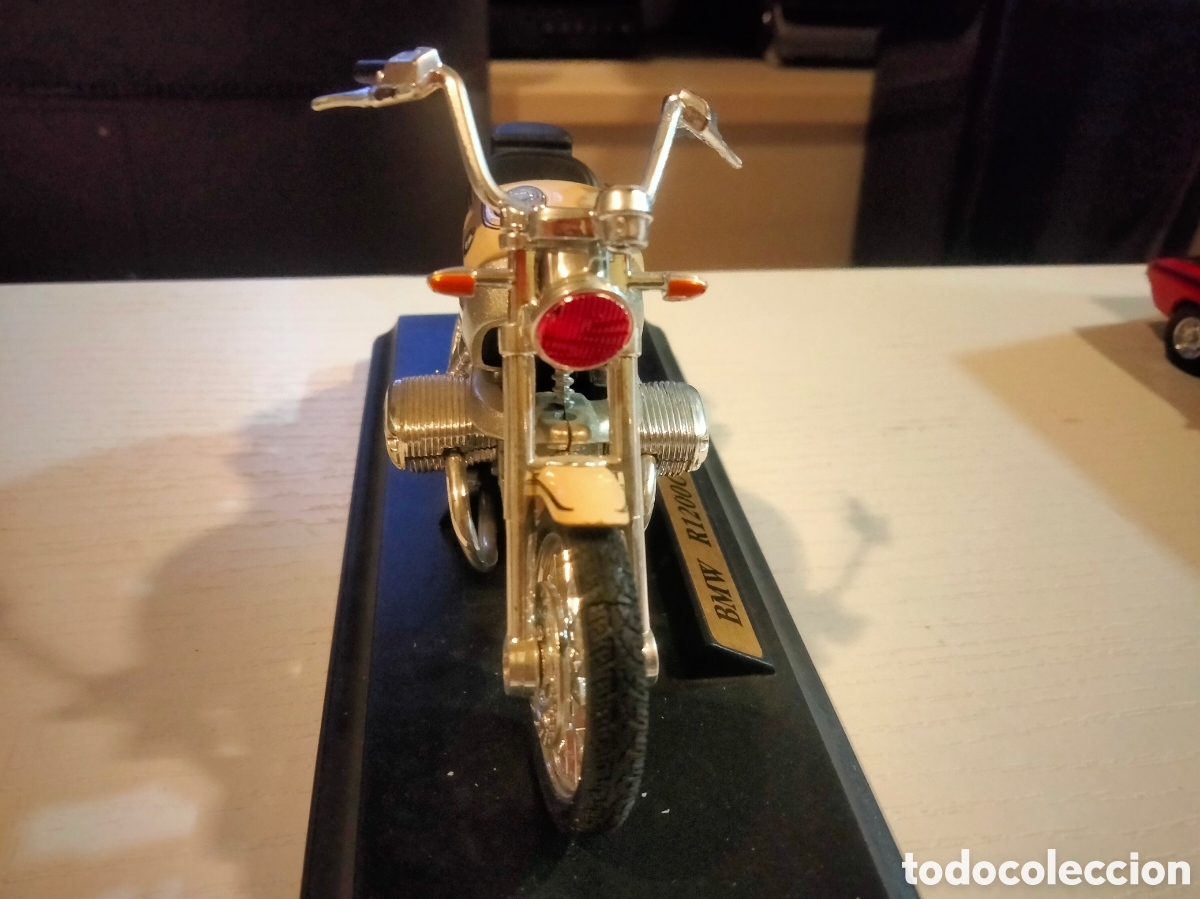 Motos a escala: Welly 1/18 BMW R1200C - Foto 3