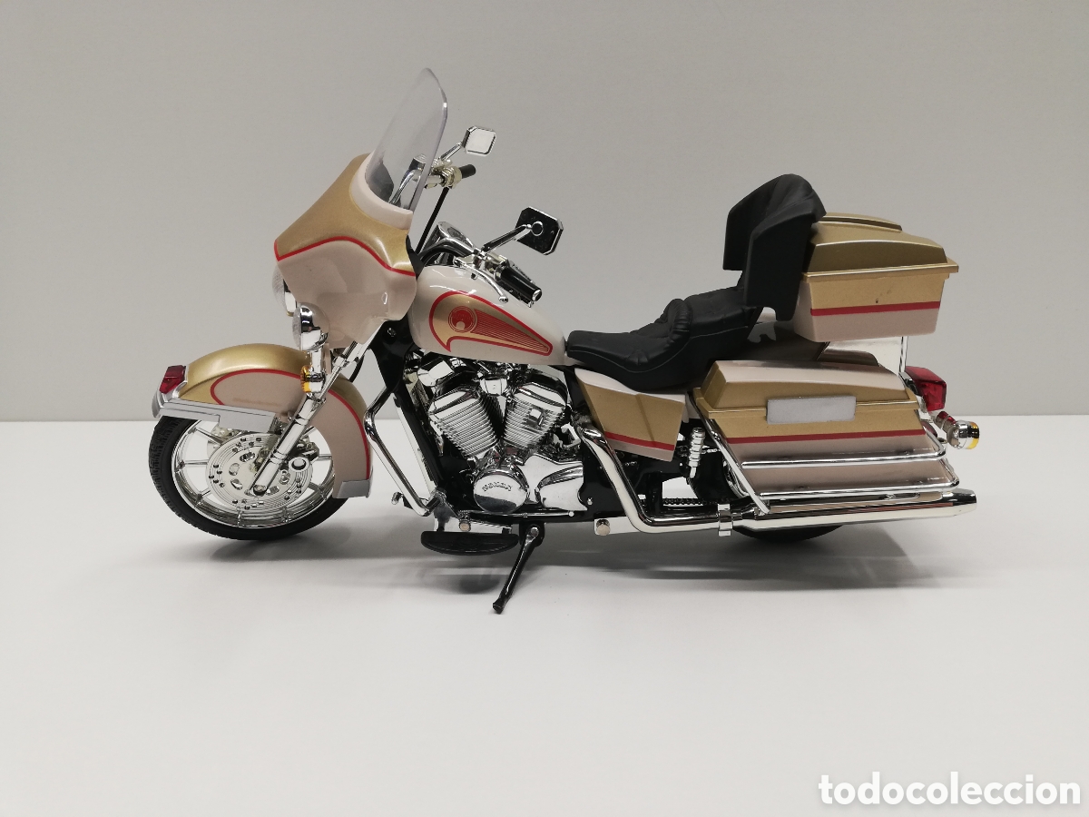 Motos in scale: Moto Honda 1:9 (escala Madelman)