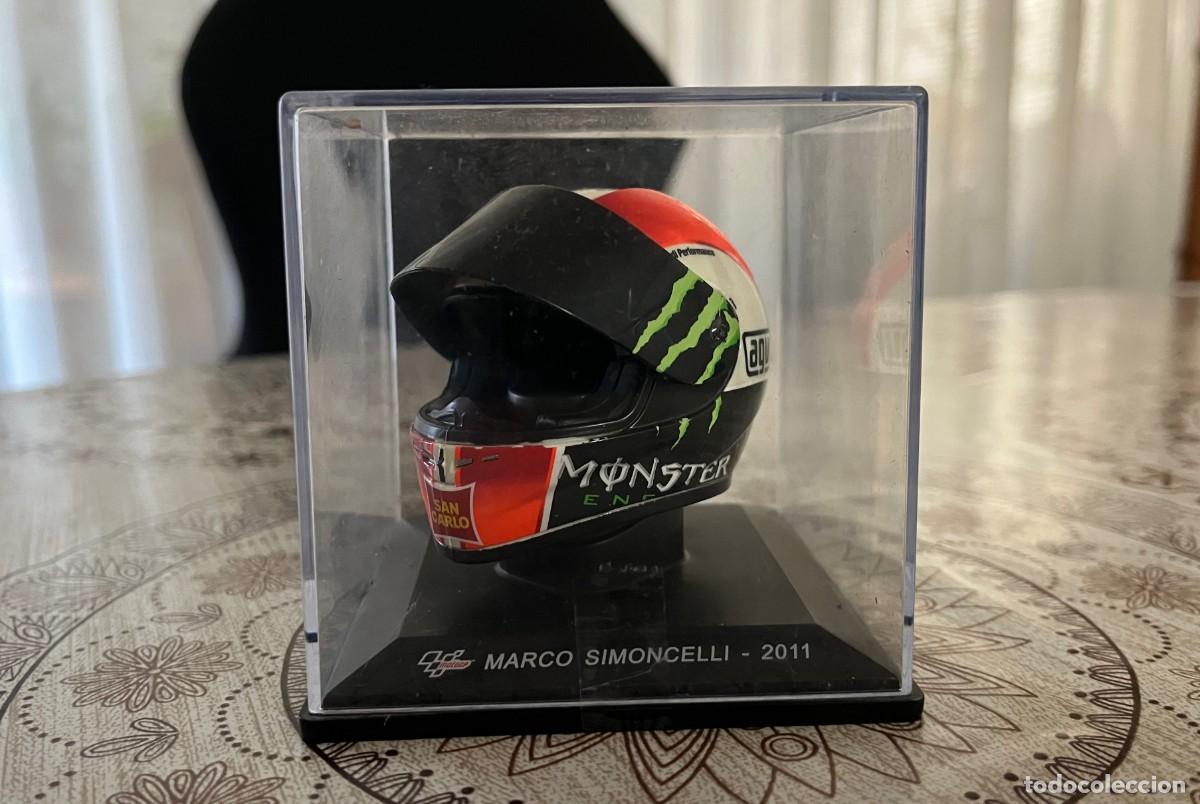 Motos a escala: Casco Marco Simoncelli 2011 Altaya 1:5 - Foto 1