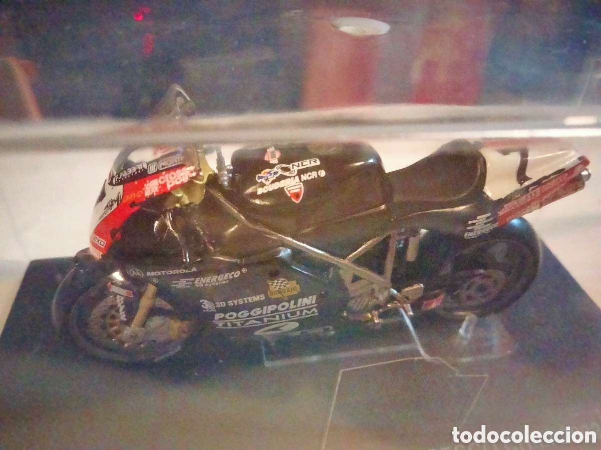 Motos a escala: Ducati 998R PierFrancesco Chili 2002 - Foto 2