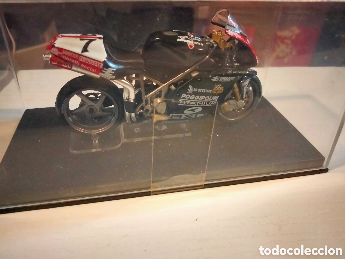 Motos a escala: Ducati 998R PierFrancesco Chili 2002 - Foto 6