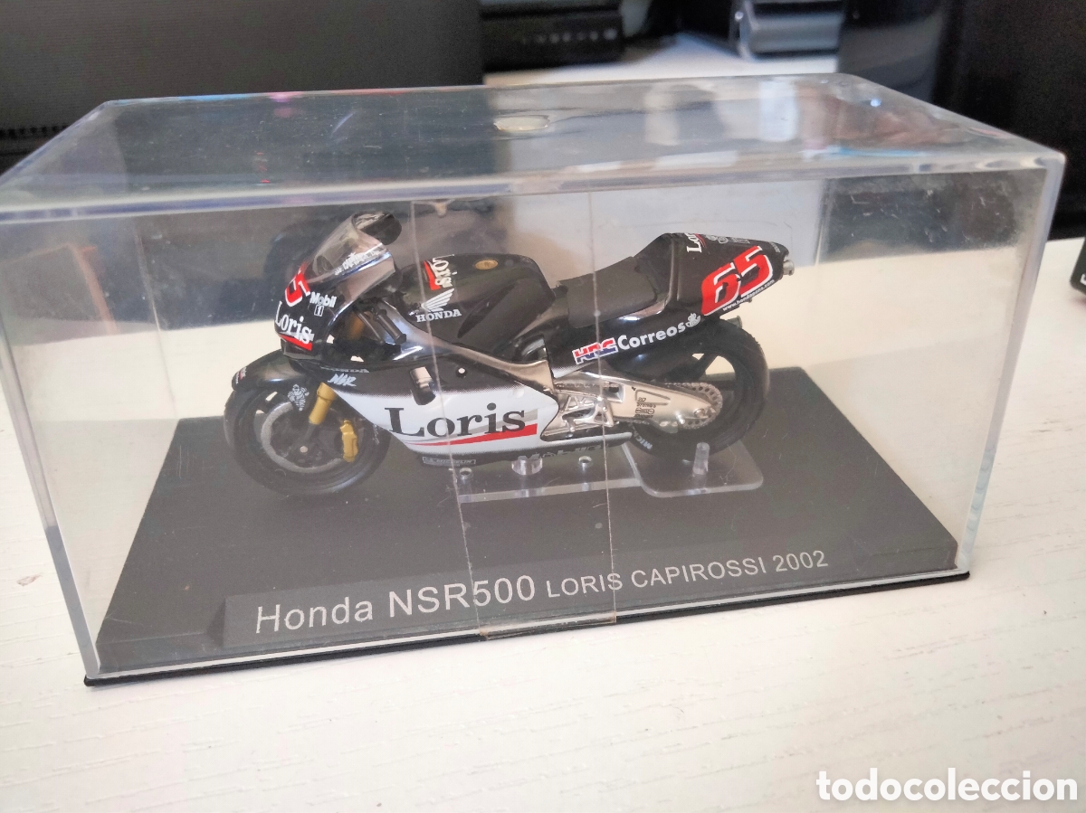 Motos a escala: Honda NSR500 Loris Capirossi de 2002. Escala 1/24