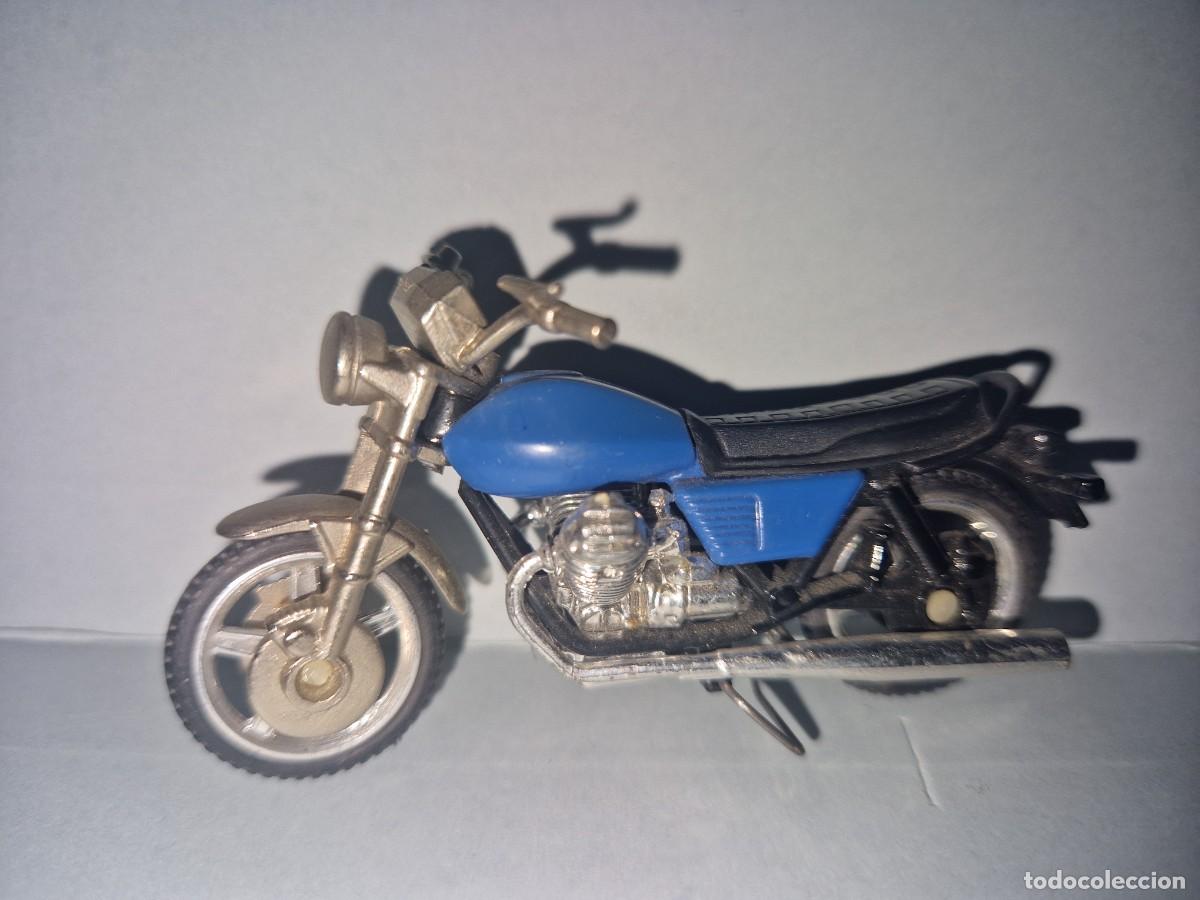 Motos a escala: MOTO DE GUISVAL , MOTO