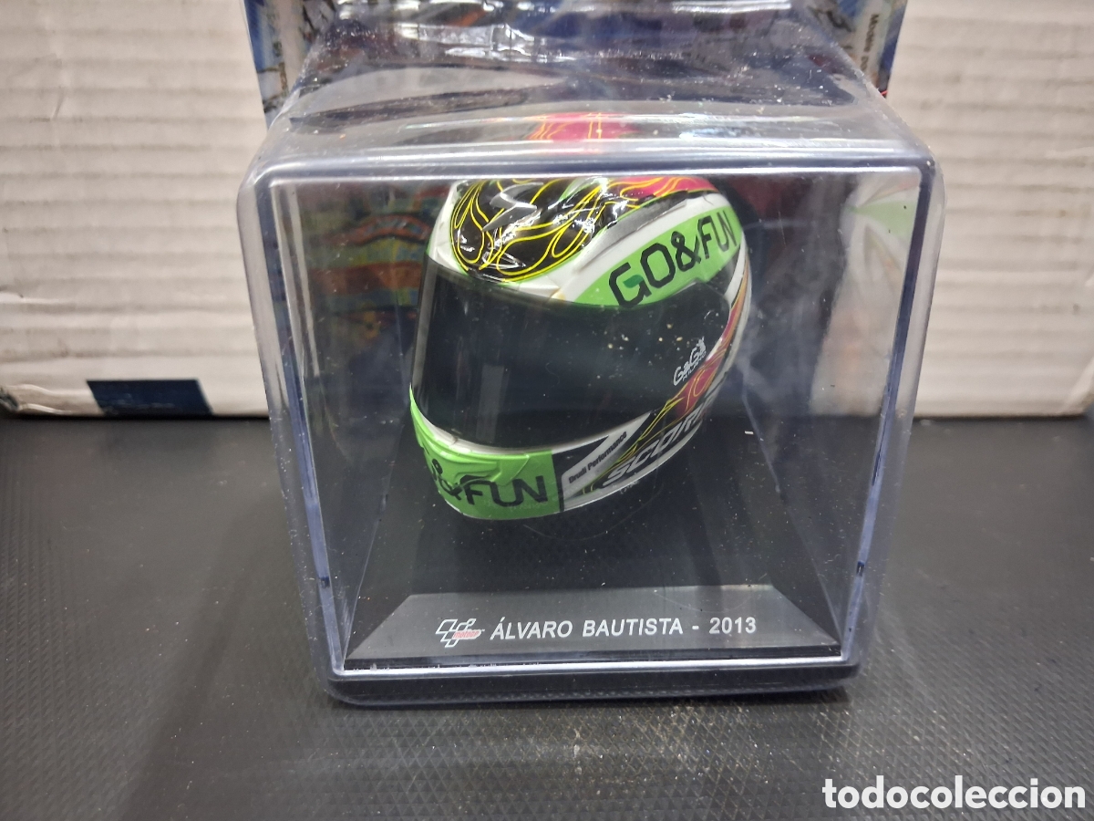Motos a escala: CASCO 1:5 MOTO GP ALVARO BAUTISTA 2013 NUEVO EN BLISTER ORIGINAL
