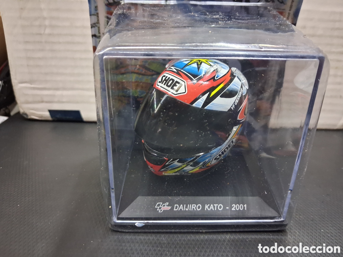 Motos a escala: CASCO 1:5 MOTO GP DAIJIRO KATO 2001 NUEVO EN BLISTER ORIGINAL