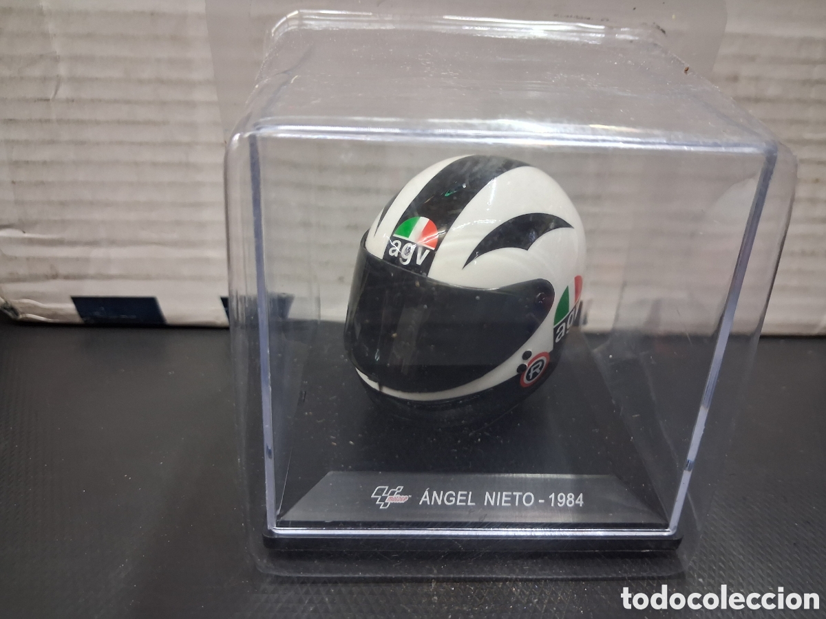 Motos a escala: CASCO 1:5 MOTO GP ANGEL NIETO 1984 NUEVO EN BLISTER ORIGINAL