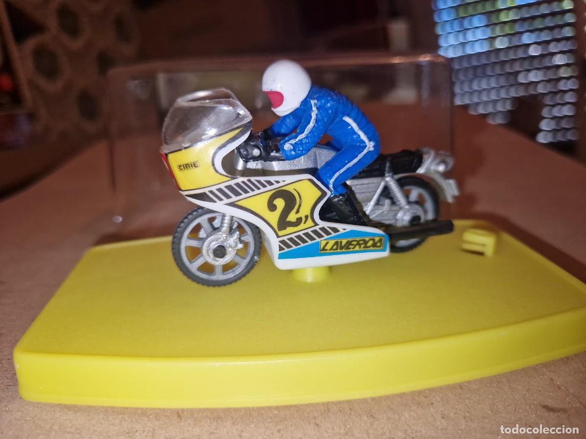 Motorradmodelle: MOTO LAVERDA DE METAL DE MIRA