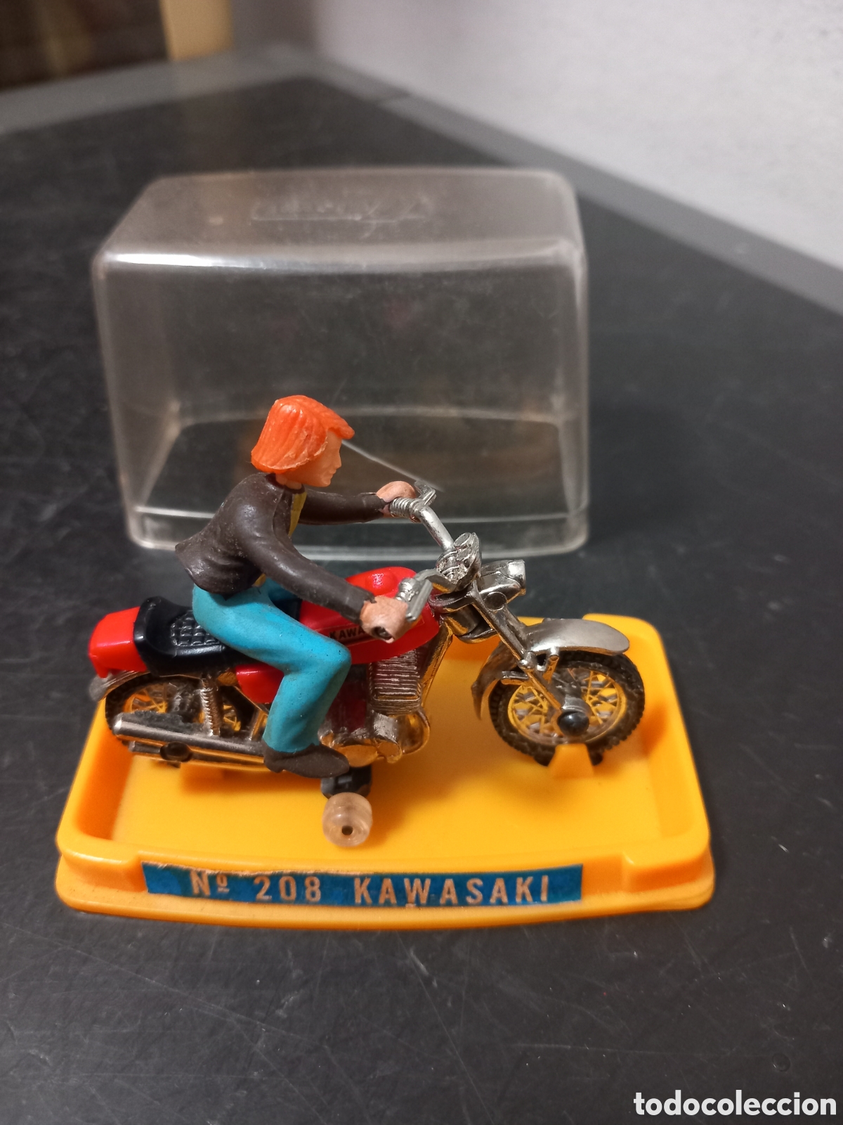 Motos a escala: GUISVAL MOTO KAWASAKI N&deg; 208 EN CAJA ORIGINAL NUEVO