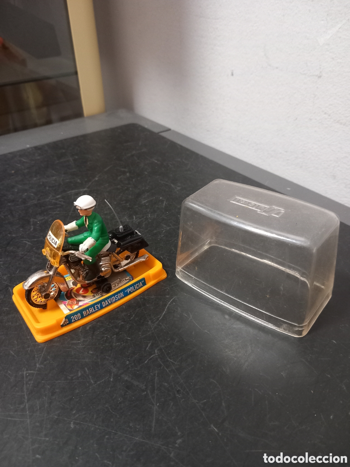 Motos a escala: GUISVAL HARLEY DAVIDSON POLICIA N&deg; 209 EN CAJA ORIGINAL CON LIBRITO