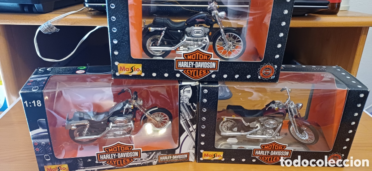 Motos a escala: Lote de 3 motos Harley-Davidson a escala 1:18 Maisto