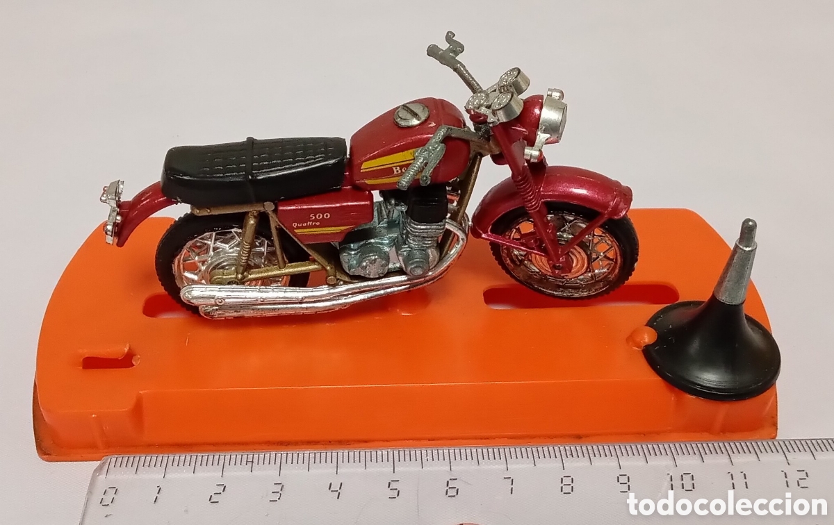 Motos a escala: Benlli 500 Quattro 4 Cil Guiloy Ref 286 Espa&ntilde;a - Foto 3