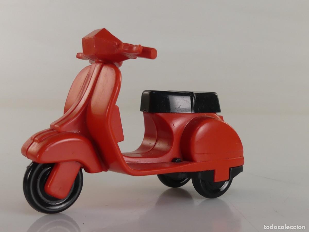 Motos in scale: MOTO DE PLASTICO TOYPA REF: 303
