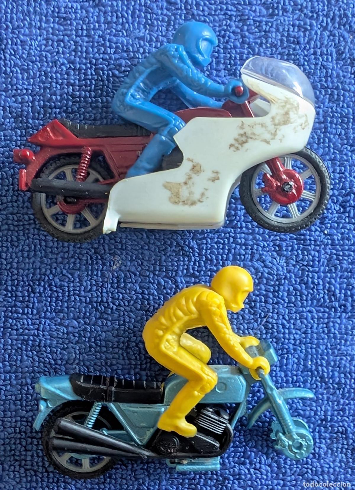 Motos a escala: Lote de 2 motos de Galletas Siro &iexcl;A&ntilde;os 70!