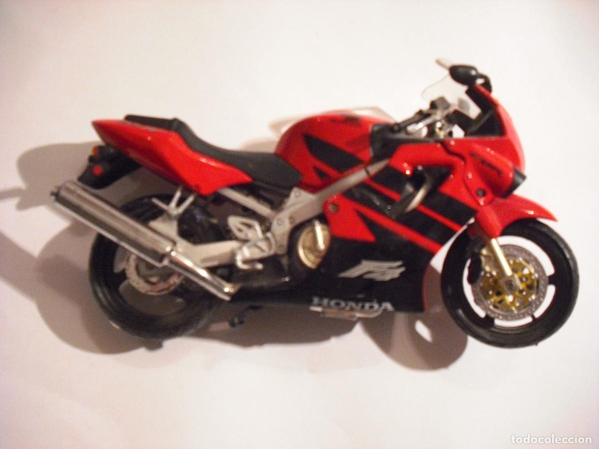 Motos a escala: MOTOCICLETA HONDA CBR 600F4 . MAISTO