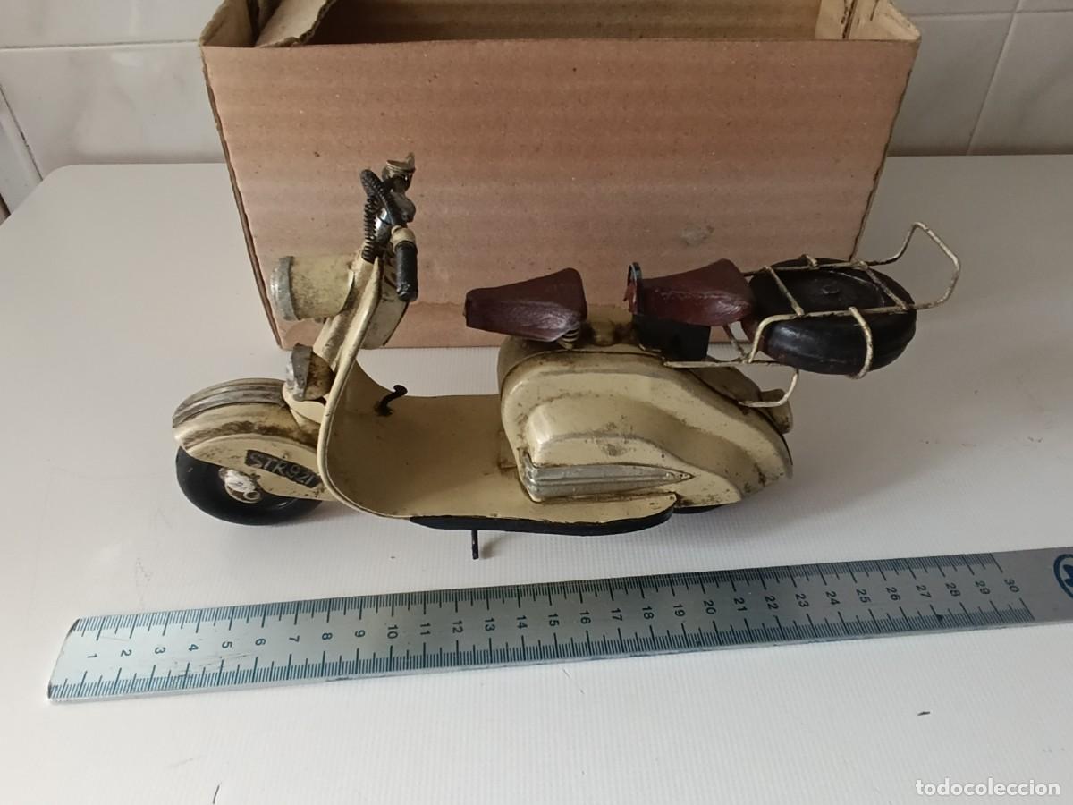 Motos a escala: MOTO VESPA - CHAPA HOJALATA - EN CAJA - MARCA LA RUSTICA