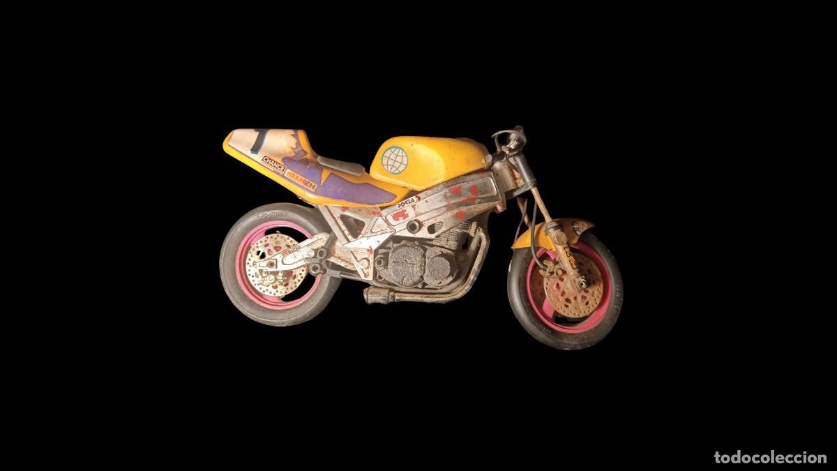 Motos a escala: Moto de Escala Honda Alex Crivill&eacute; &ndash; Repsol YPF &ndash; Marca Guiloy &ndash; A&ntilde;os 80/90