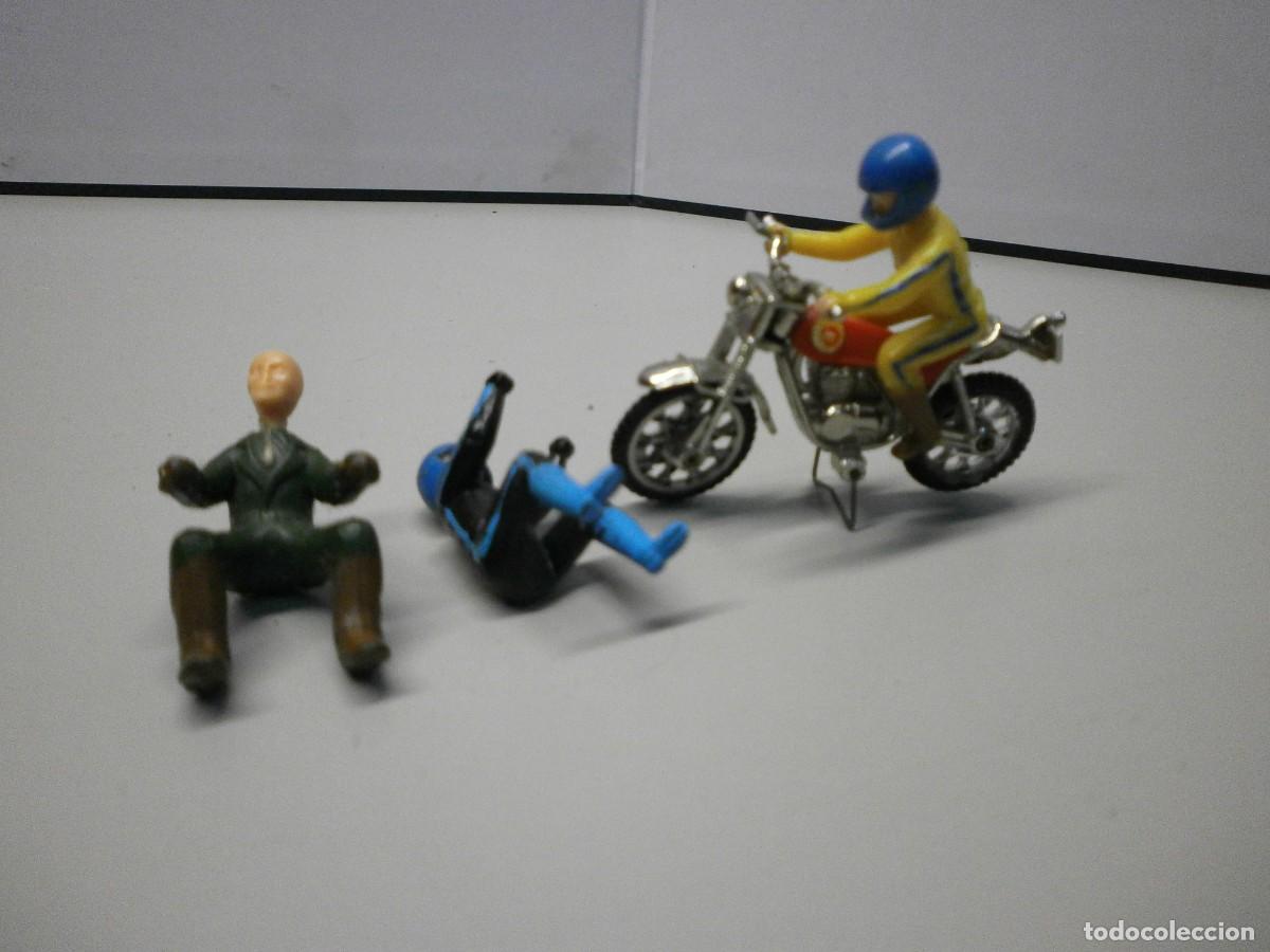 Motorradmodelle: moto guisval montesa mas motoristas