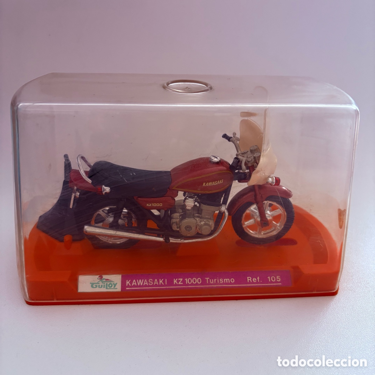 Motorradmodelle: motocicleta kawasaki kz 1000 turismo ref 105 Guiloy en su caja
