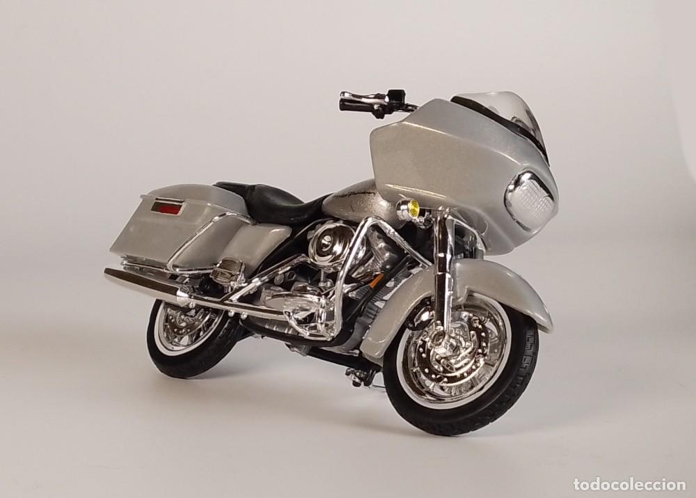 Motos a escala: Harley Davidson FLTR Road Glide 2002 - Foto 8